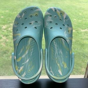 Crocs Classic Clog, Color Light Teal Marble , Size Women's Size 9/Men's 8